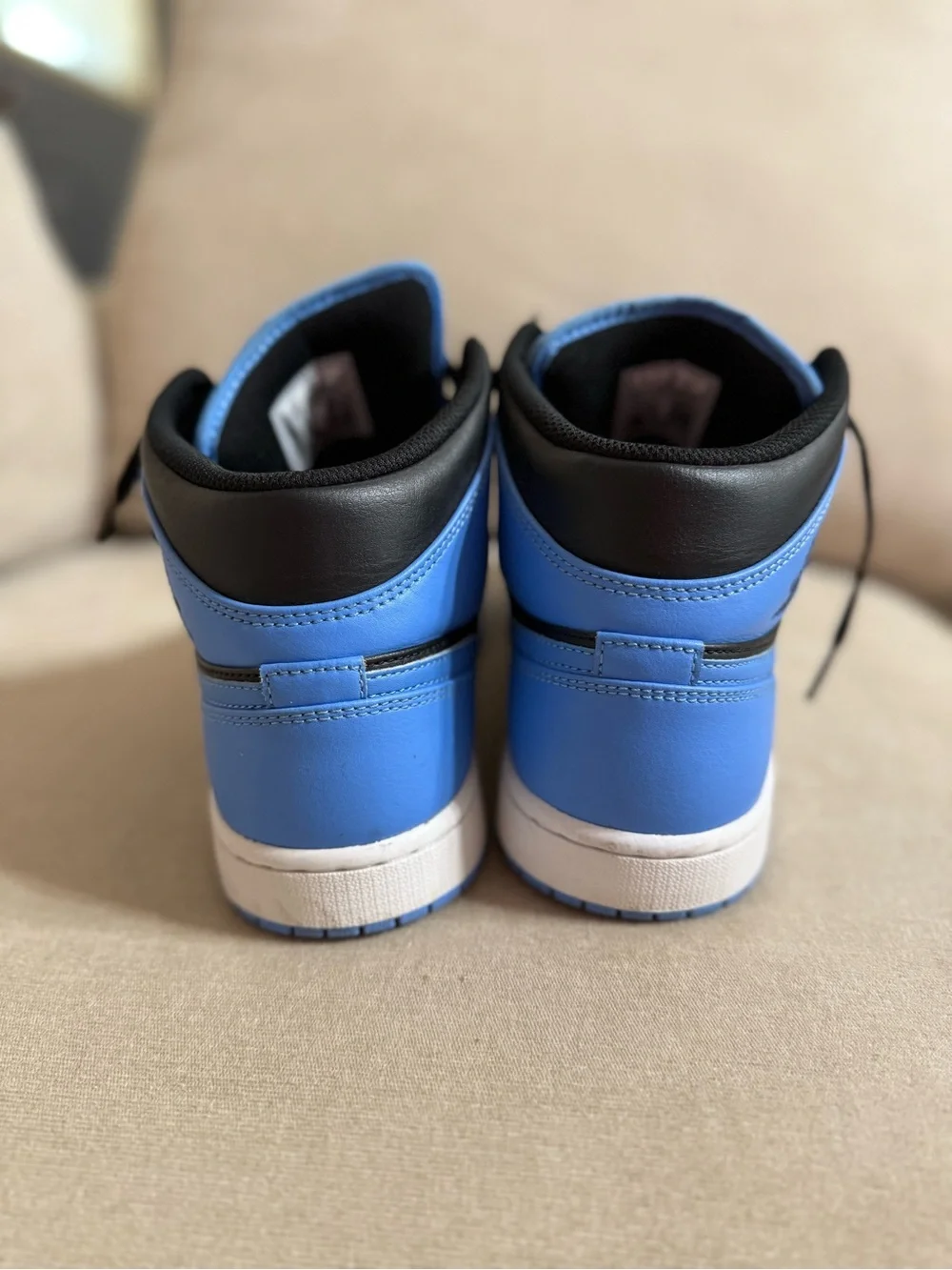 Air Jordan 1 MID University Blue Black (Men’s)